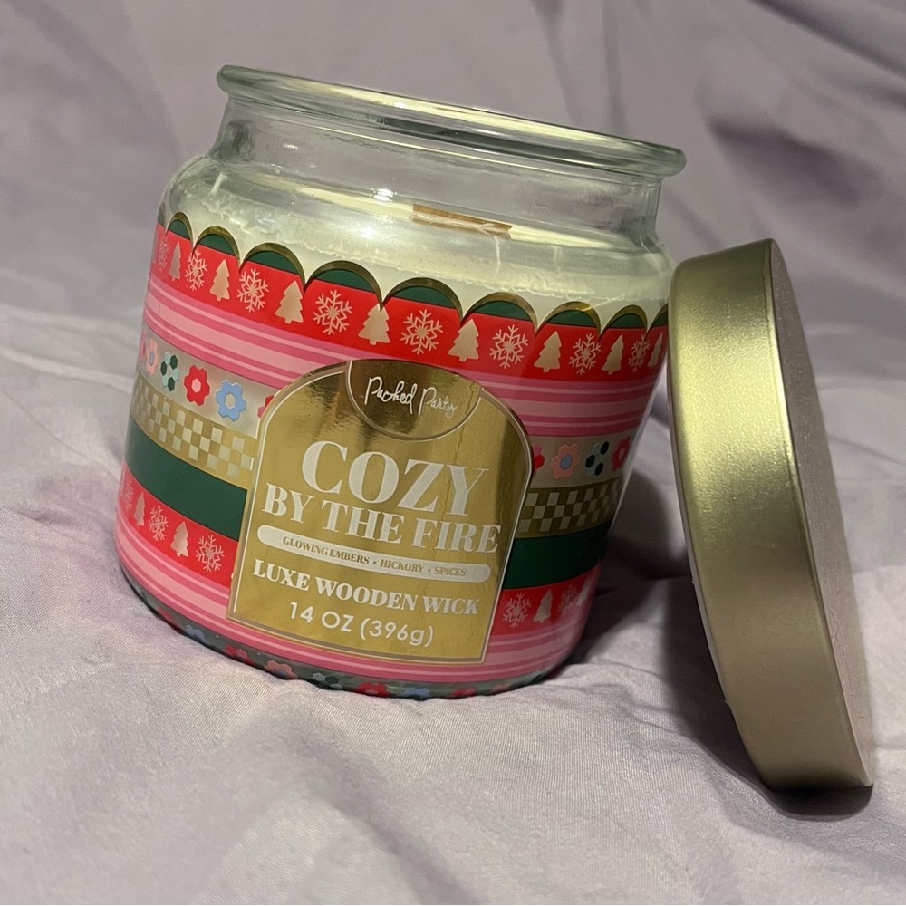 Cozy By The Fire Candle with Luxe Wooden Wick